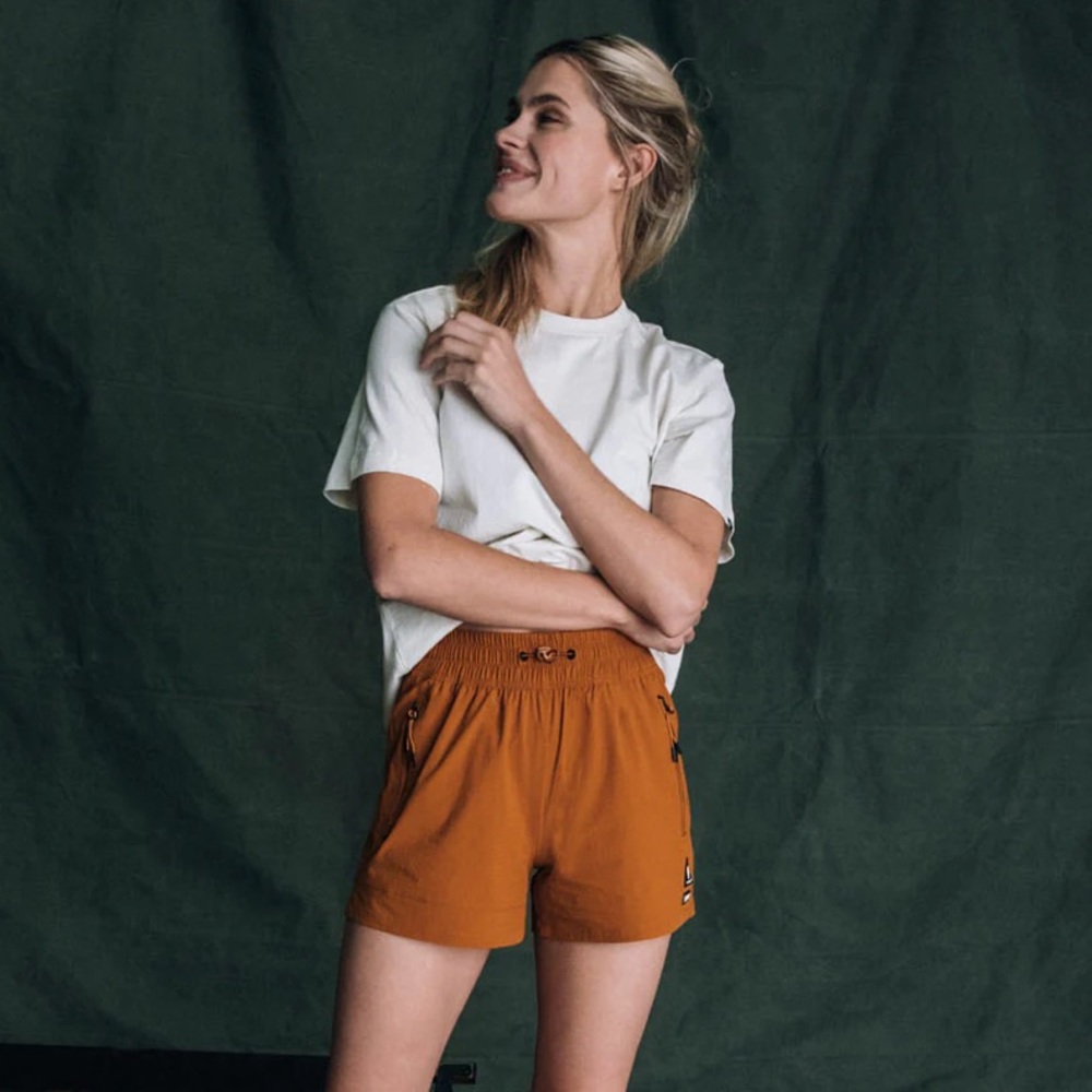 beardedgoat Alpina Short in Rust - Size M